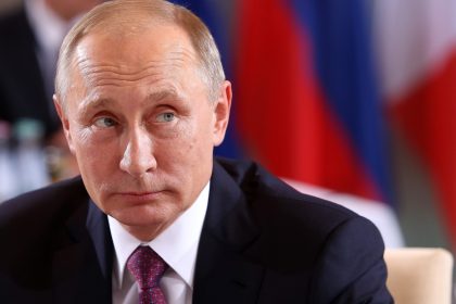 «El dólar no está respaldado en nada»: Putin sugiere que volverá el patrón oro