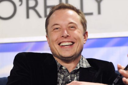 Elon Musk y Tesla son absueltos en demanda por manipulación de dogecoin